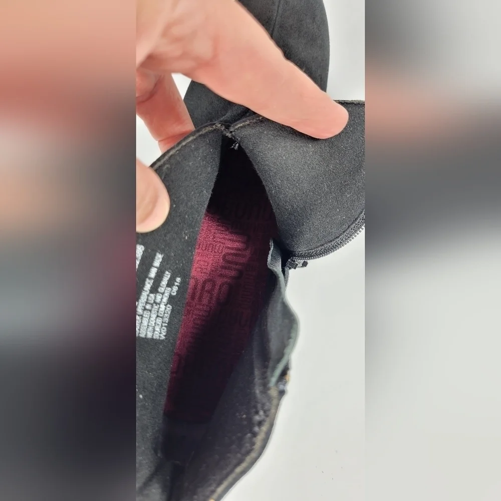 Munro Suede Robynette Ankle Booties #765 Size 8.5N